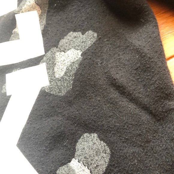 Pink sweatshirt - Picture 5 of 5